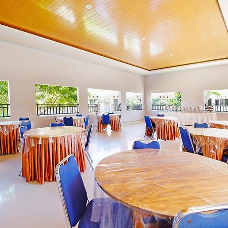 Collection O 91046 Hotel Remaja Indah Masamba Экстерьер фото