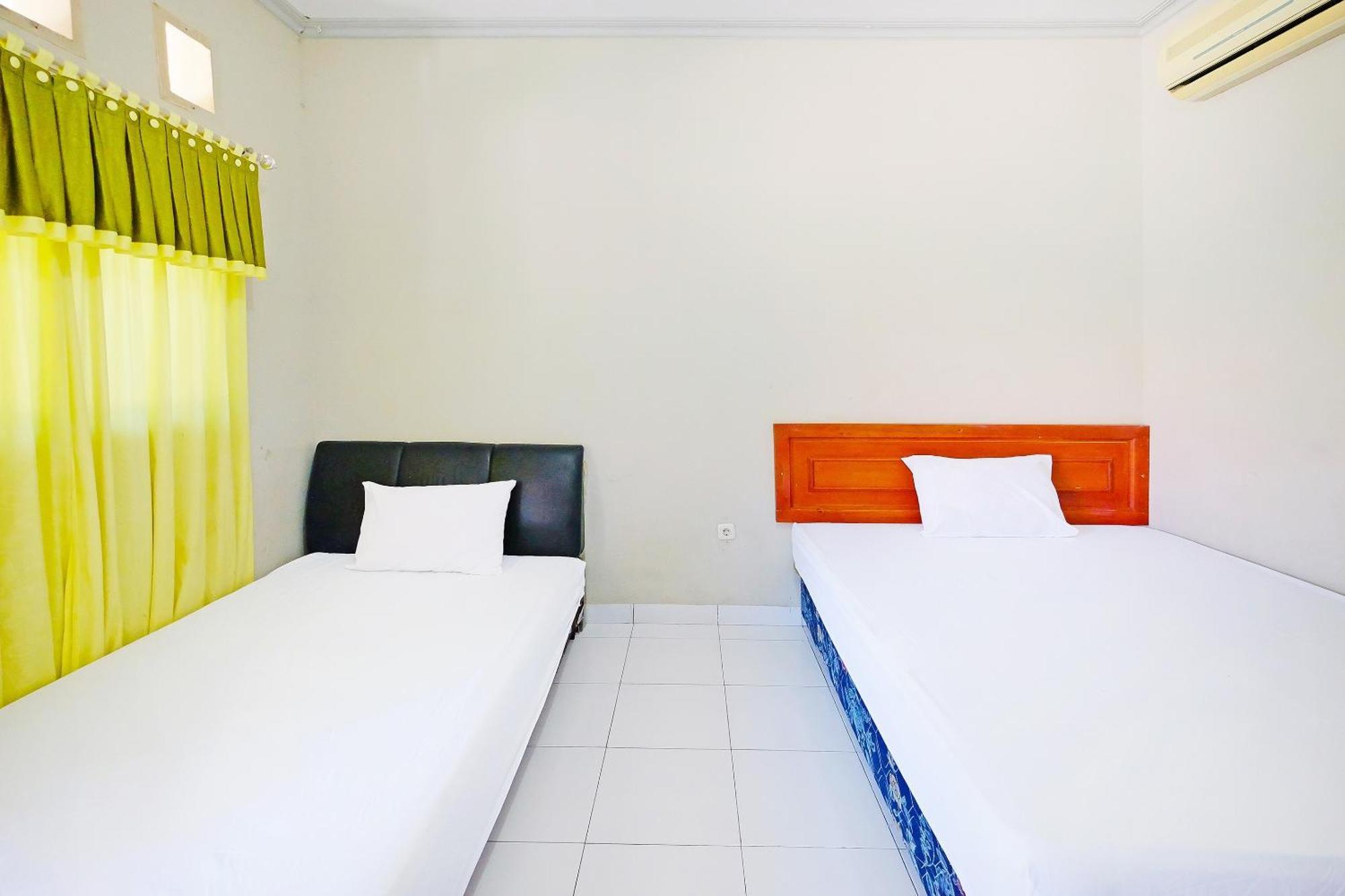 Collection O 91046 Hotel Remaja Indah Masamba Экстерьер фото