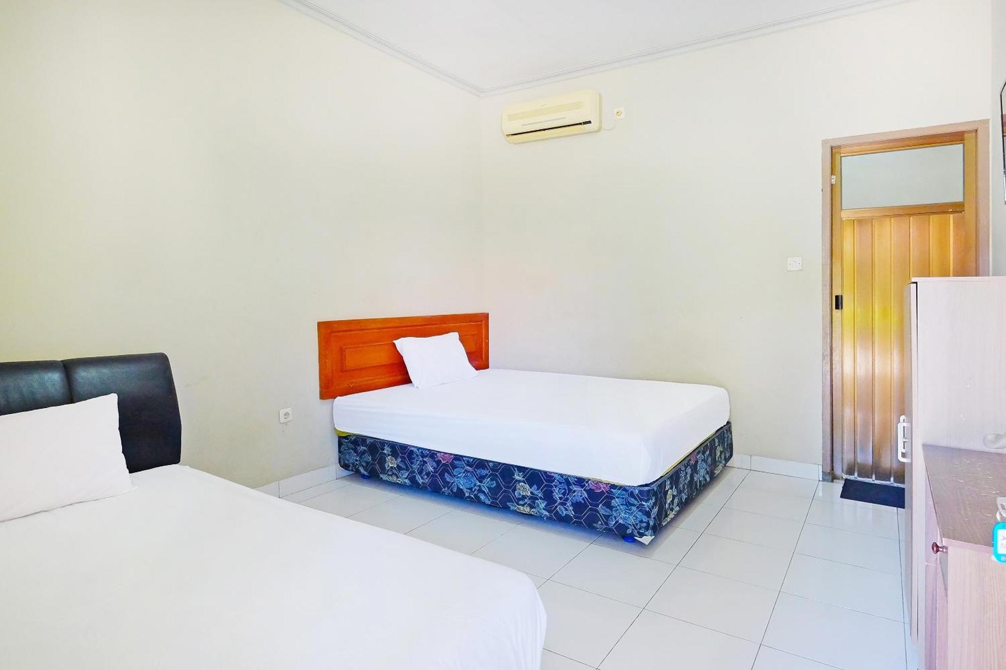 Collection O 91046 Hotel Remaja Indah Masamba Экстерьер фото